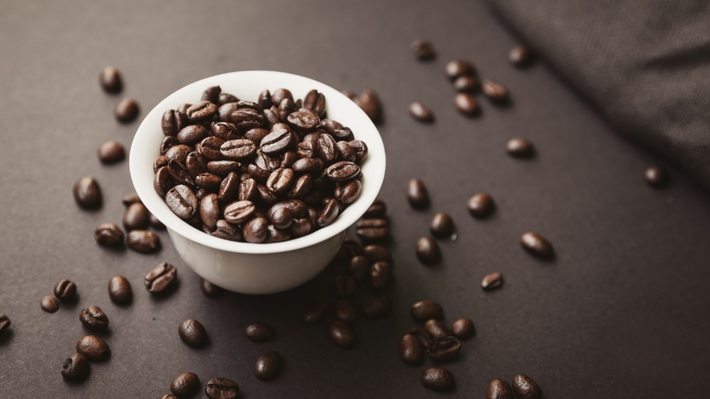 Where does starbucks get its coffee beans from?
