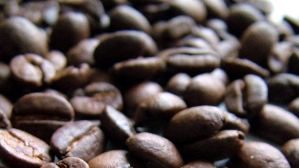 How to break coffee beans?