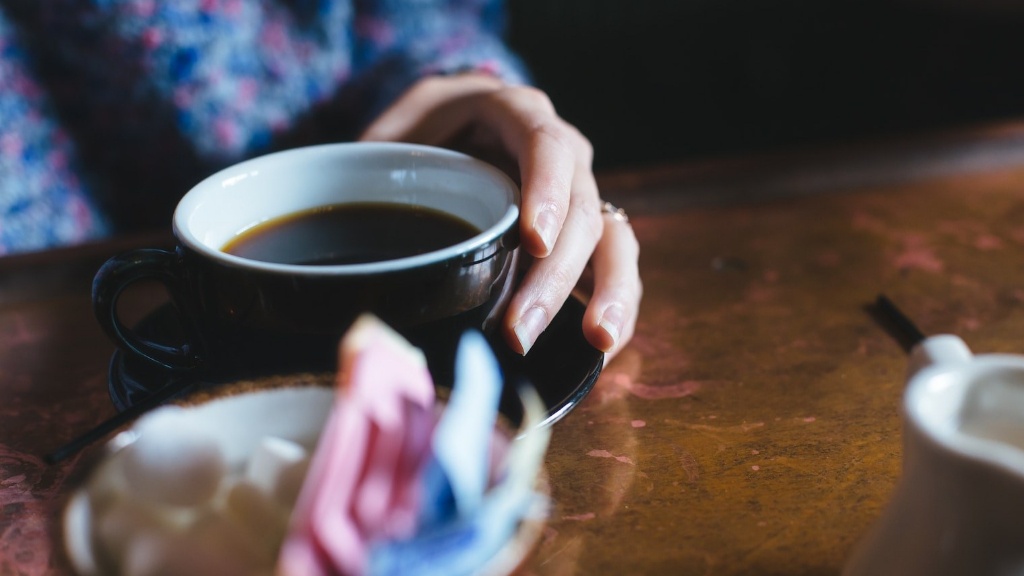 How Long After Waking Up Should You Drink Coffee